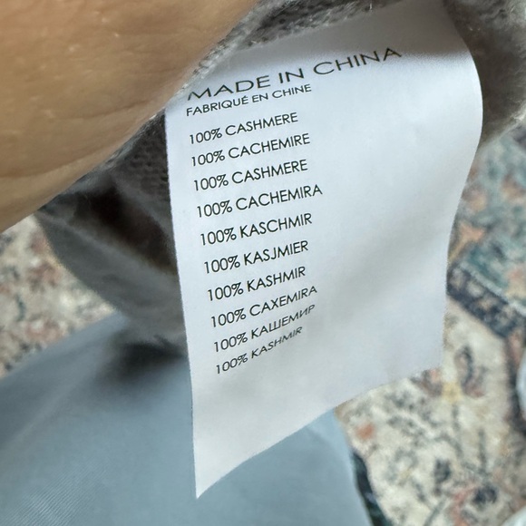 Club Monaco Cashmere Knit Cardigan - Size XXS - Picture 3 of 3